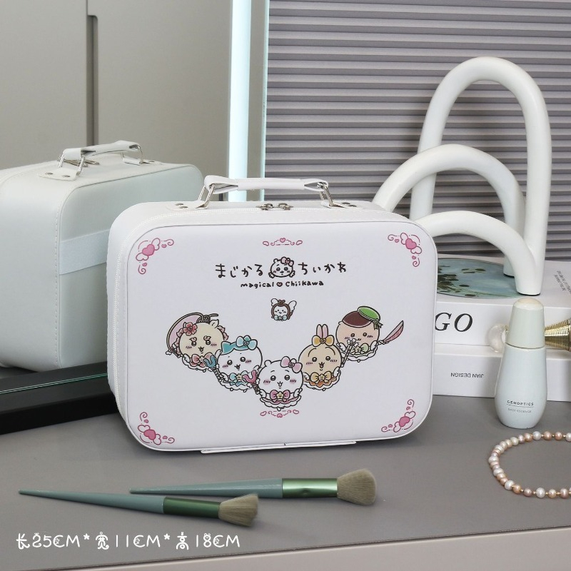 Travel Accessories For Japan Trip - حقيبة مستحضرات تجميل أنيمي تشييكاوا أوساجي