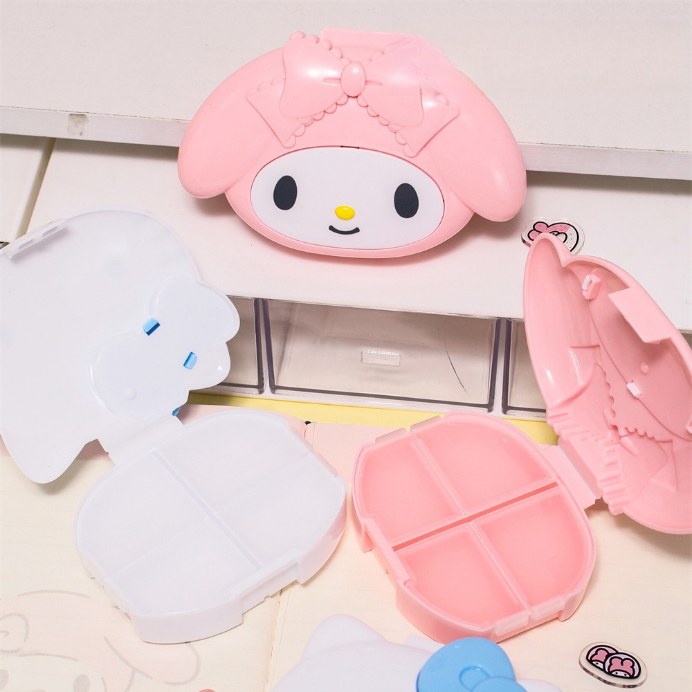 Travel Accessories Girly - علبة حبوب أصلية من سانريو هالو