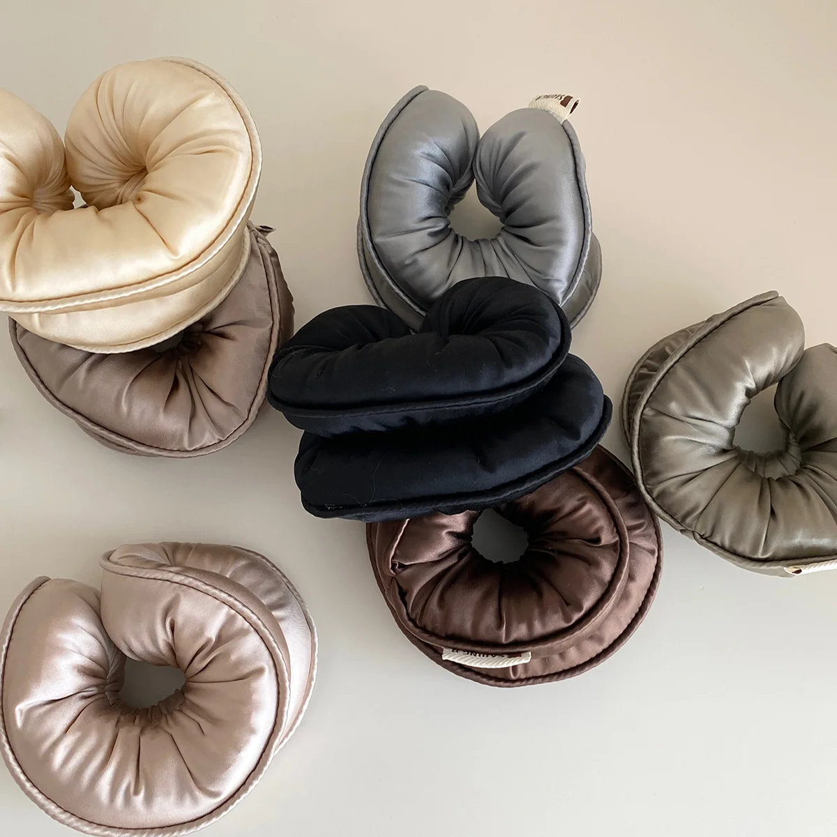 الإسفنج النوم مطاطا ذيل حصان ح - مراجعة Travel Accessories Must Have وسعره