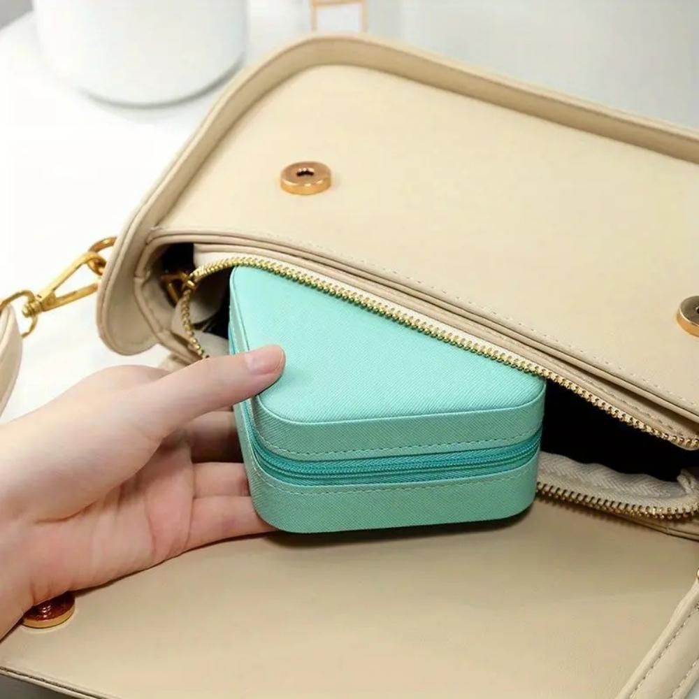 صندوق مجوهرات صغير، منظم مجوهر - مراجعة Travel Jewellery & Accessories Organiser وسعره