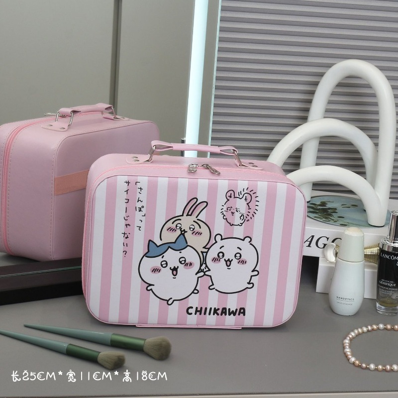 حقيبة مستحضرات تجميل أنيمي تشي - مراجعة Travel Accessories For Japan Trip وسعره