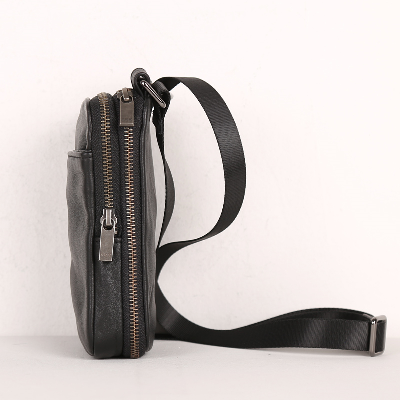 حقيبة صدر صغيرة من الجلد الطبي - مراجعة Travel Accessories Luxury وسعره
