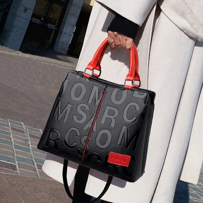 حقائب كتف كاجوال من جلد البولي - مراجعة Travel Accessories Luxury وسعره