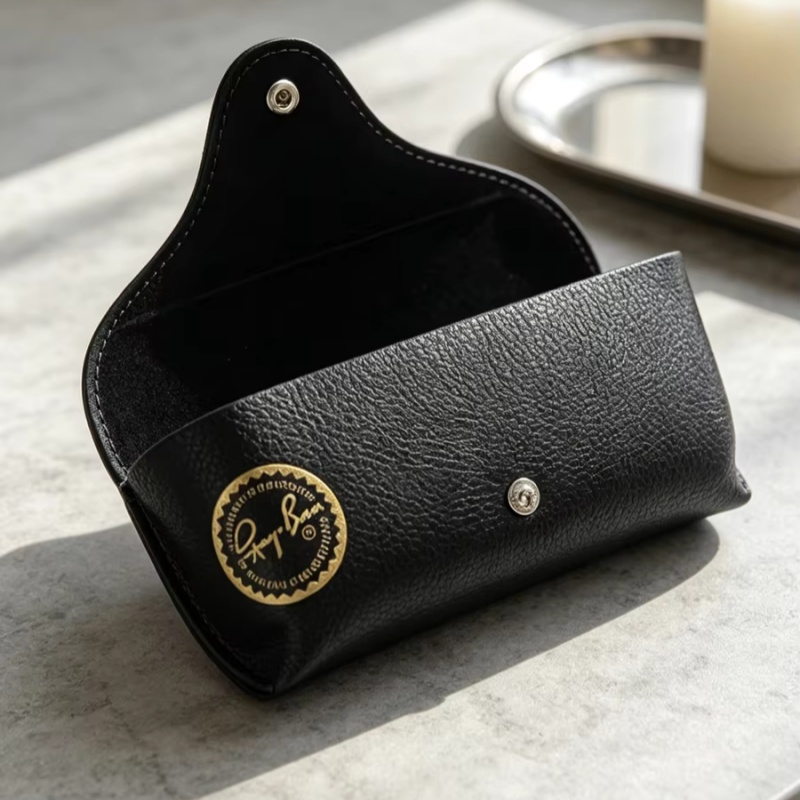 حافظة نظارات شمسية جلدية من را - مراجعة Travel Accessories Pouch For Men وسعره
