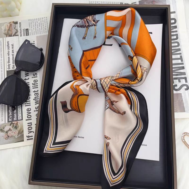 وشاح مربع فاخر من حرير التوت ا - مراجعة Travel Accessories Luxury وسعره