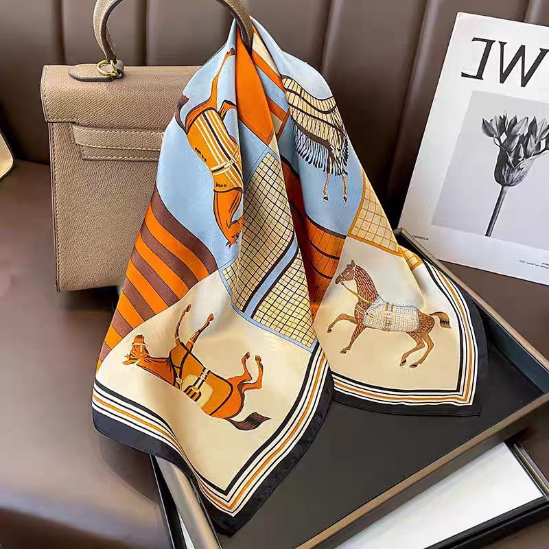 وشاح مربع فاخر من حرير التوت ا - مراجعة Travel Accessories Luxury وسعره